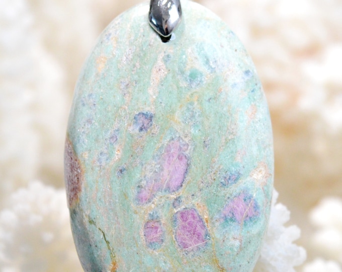 72 carat fuchsite ruby - natural stone cabochon pendant - India // BM27