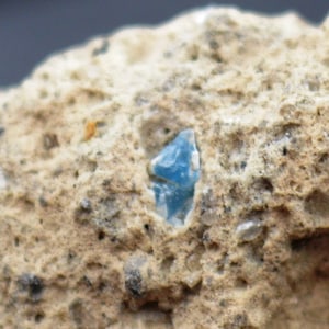 Haüyne 12,7 gramos - Lago Laach, Renania-Palatinado, Alemania