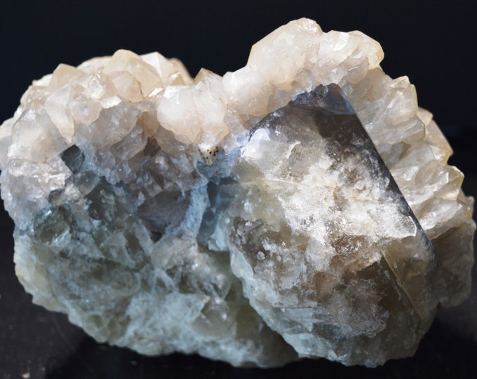 Quartz on fluorite - 3511 grams - Maxonchamp, Remiremont, Vosges, France