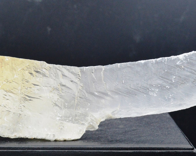 Gypsum 247 grams - Carresse-Cassaber, Pyrénées-Atlantiques, New Aquitaine, France