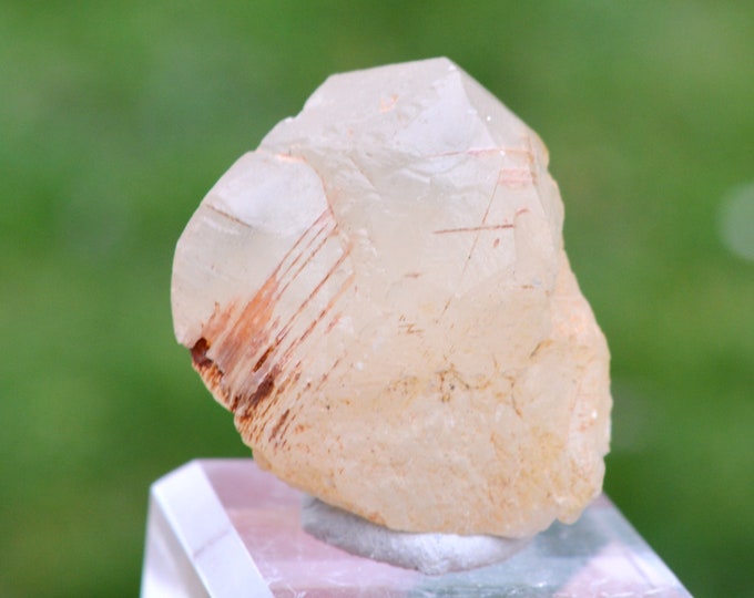 Calcite 40 grams - Saint-Bauzille-de-Putois, Lodève, Hérault, Occitanie, France