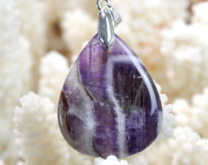 42 carat chevron amethyst - natural stone cabochon pendant - India / FW22