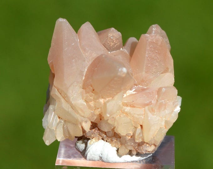 Calcite 12 grams - Limestone quarry, Limont-Fontaine, Maubeuge, Avesnes-sur-Helpe, Nord, Hauts-de-France, France