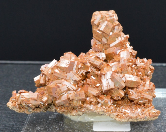 Vanadinite 64 gr - VANADINITE - RARE lustrous crystals cluster - Morocco