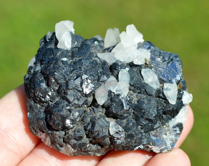 Sphalerite & Quartz 165 grams - Trepča complex, Trepča valley, Mitrovica, Mitrovica District, Kosovo
