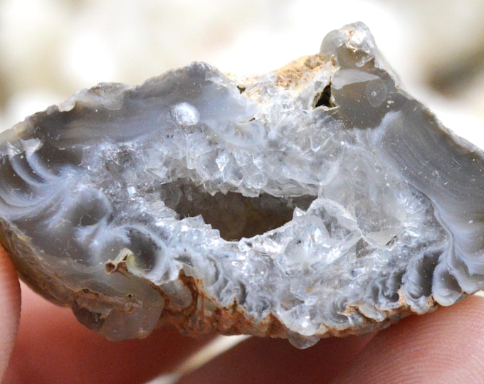 Quartz & Chalcedony Agate "Geodinhos" 55 grams - Barros Cassal, Rio Grande do Sul, Brazil