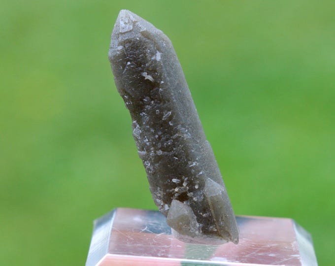 Quartz & Hedenbergite 3.5 grams - Huanggang Fe-Sn deposit, Hexigten Banner, Chifeng City, Inner Mongolia, China