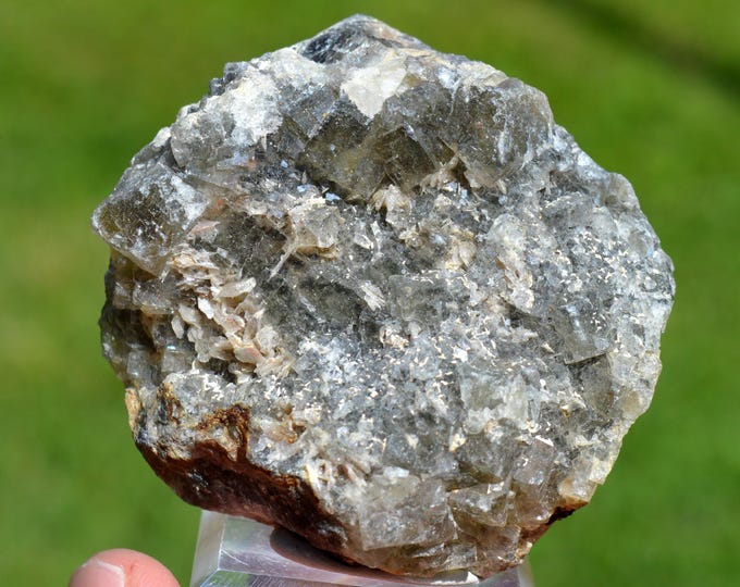 Fluorite 243 grams - Chaillac, Indre, Centre-Val de Loire, France