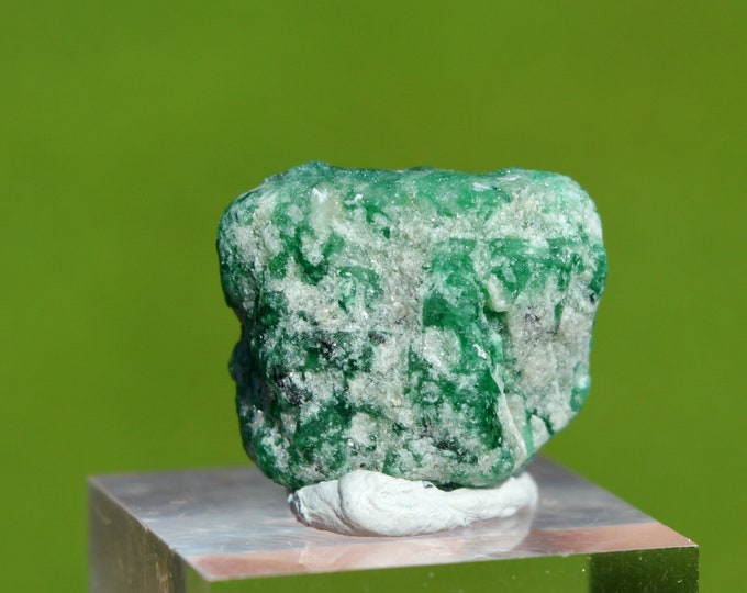 Beryl var. Emerald 19.1 carats - Gujar Killi Emerald Deposit, Shangla District, Khyber Pakhtunkhwa Province, Pakistan