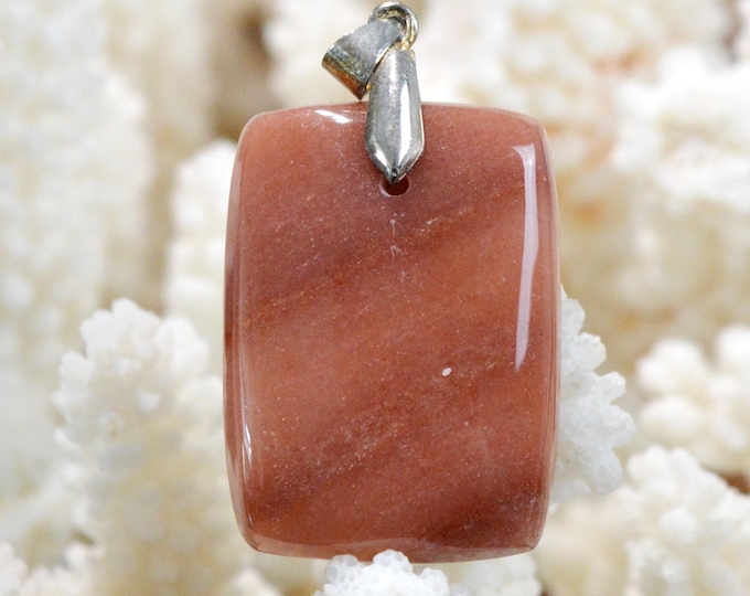53-carat red aventurine - natural stone cabochon pendant - Canada / GC19