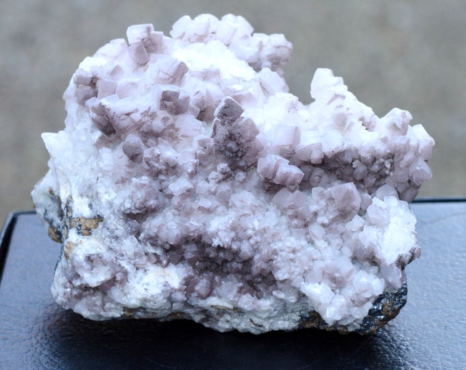Calcite 967 grams - Leiping Mine, Leiping, Guiyang Co., Chenzhou, Hunan, China