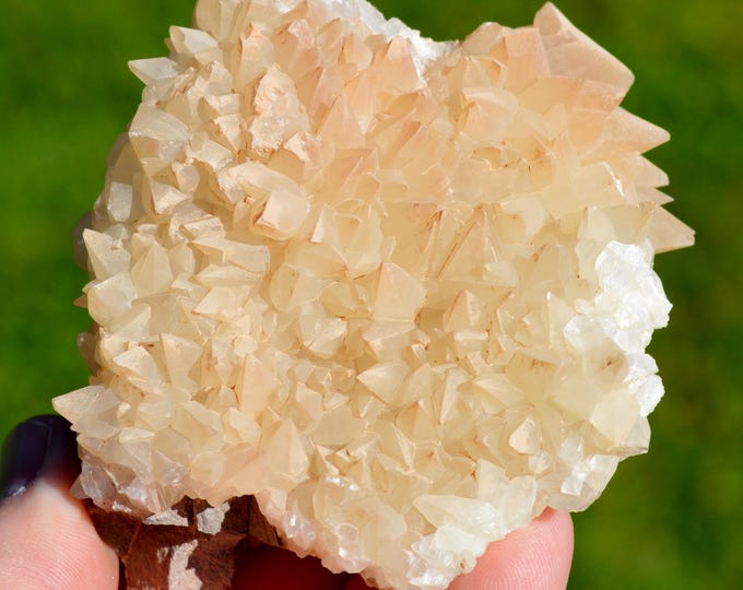 Calcite 354 grams - Limestone quarry, Limont-Fontaine, Maubeuge, Avesnes-sur-Helpe, Nord, Hauts-de-France, France