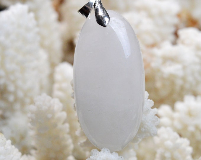 Quartz rose 94 carats - pendentif cabochon pierre naturelle - Madagascar / CN52