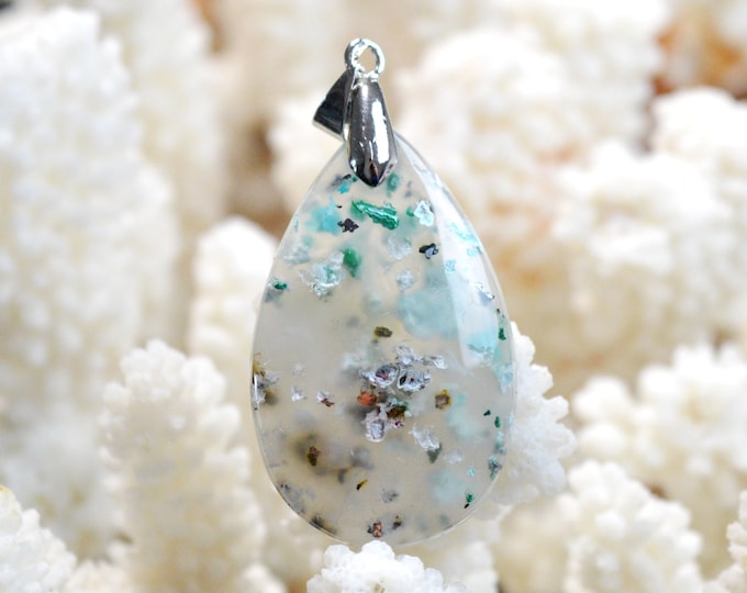Chalcedony "confetti" 43 carats - natural stone cabochon pendant - Indonesia / FC82 - RARE