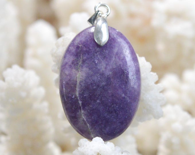 25-carat Lepidolite - natural stone cabochon pendant - Brazil / FW74