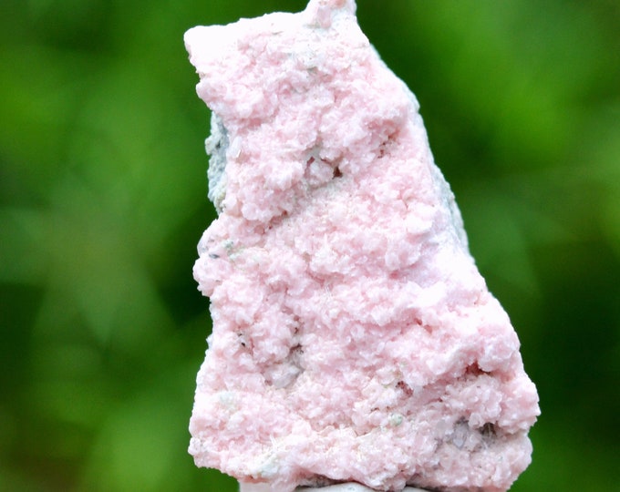 Rhodochrosite & Quartz 23 grams - Starnitsa deposit, Davidkovo ore field, Davidkovo, Banite Municipality, Smolyan Province, Bulgaria