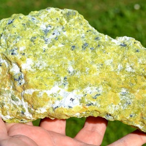 Lizardite Raw Stone - Etsy