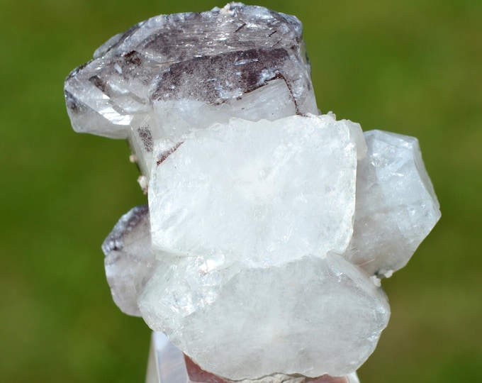 Apophyllite & Hematite 64 grams - Jalgaon District, Nashik Division, Maharashtra, India