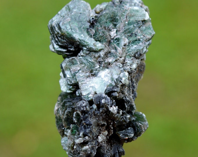 Clinochlore 42 grams - Koukouri diggings, Trantimou, Arrondissement of Diakon, Bafoulabé Cercle, Kayes Region, Mali