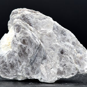Raw Minerals - Lepidolite - 68 grams - Taquaral, Itinga, Minas Gerais, Brazil