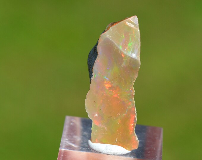 Raw opal - 13.8 carats - South Wollo Zone, Amhara Region, Ethiopia