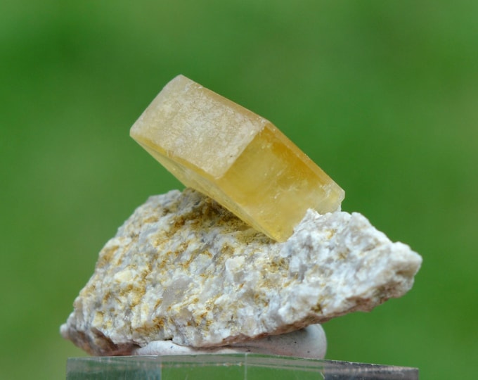 Baryte 10 grams - Baryte occurrences, Châtel-Guyon, Riom, Puy-de-Dôme, Auvergne-Rhône-Alpes, France
