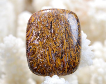 38-carat Mariyam Jasper - natural stone cabochon - India // BY74