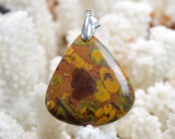 64-carat "Bamboo" Jasper - natural stone cabochon pendant - Indonesia // EA4