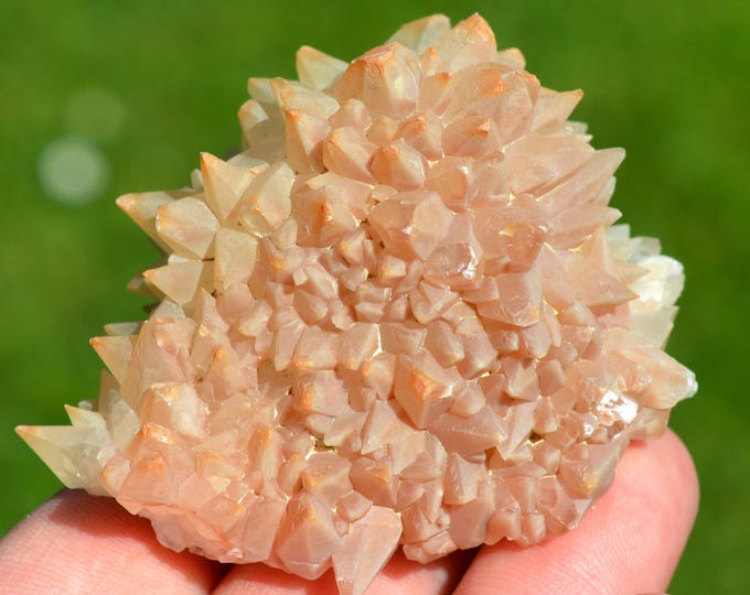 Calcite 128 grams - Limestone quarry, Limont-Fontaine, Maubeuge, Avesnes-sur-Helpe, Nord, Hauts-de-France, France