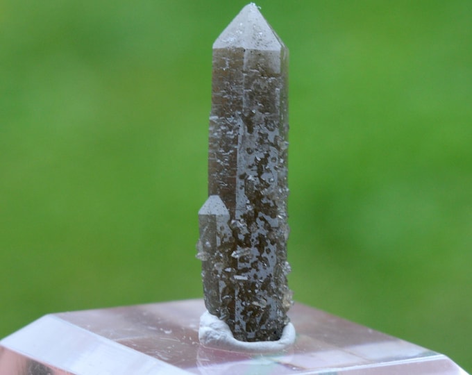 Quartz & Hedenbergite 2 grams - Huanggang Fe-Sn deposit, Hexigten Banner, Chifeng City, Inner Mongolia, China