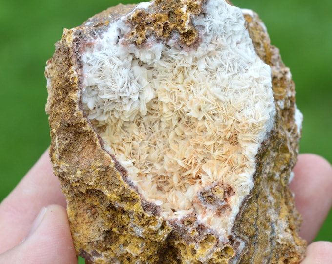 Baryte 371 grams - Les Redoutières Mine, Chaillac Mines, Chaillac, Le Blanc, Indre, Centre-Val de Loire, France