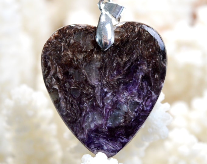 Charoite 63 carats - pendentif cabochon pierre naturelle - Russie // CH11