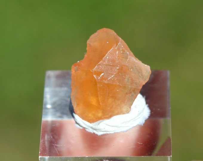 Garnet var. Spessartine 4.1 carats - Nani Hill, Loliondo, Ngorongoro district, Arusha Region, Tanzania