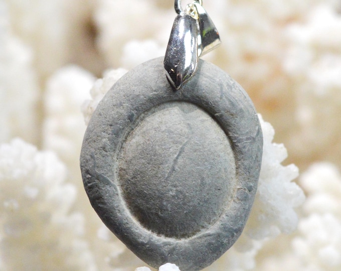 35-carat Fairy Stone - Natural Stone Pendant - Canada / FY27