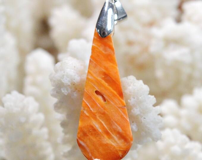 Spiny Oyster - Spondylus - 18 carat - natural shell cabochon pendant - Mexico / FR40