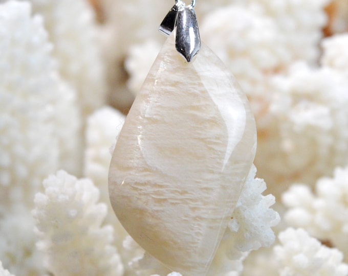 Pierre de lune 42 carats - pendentif cabochon pierre naturelle - Madagascar / FM77