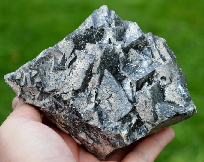 Fluorite 1960 grams - Chaillac, Le Blanc, Indre, Centre-Val de Loire, France