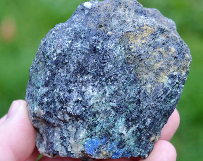 Metagabbro & Aventurine Azurite Garnet - 338 grams - Madagascar