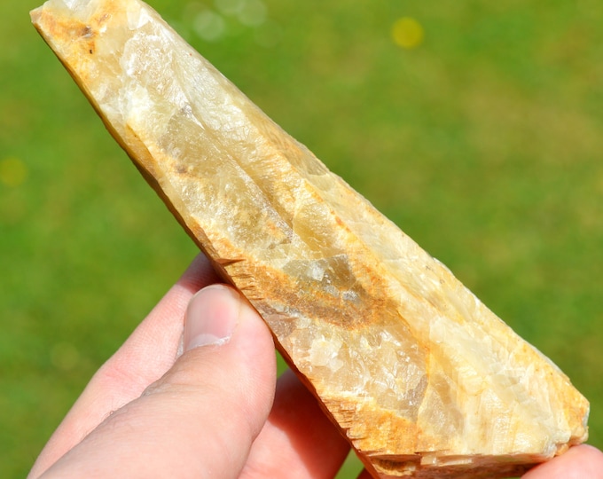 Calcite 263 grams - Falaën, Onhaye, Namur, Wallonia, Belgium