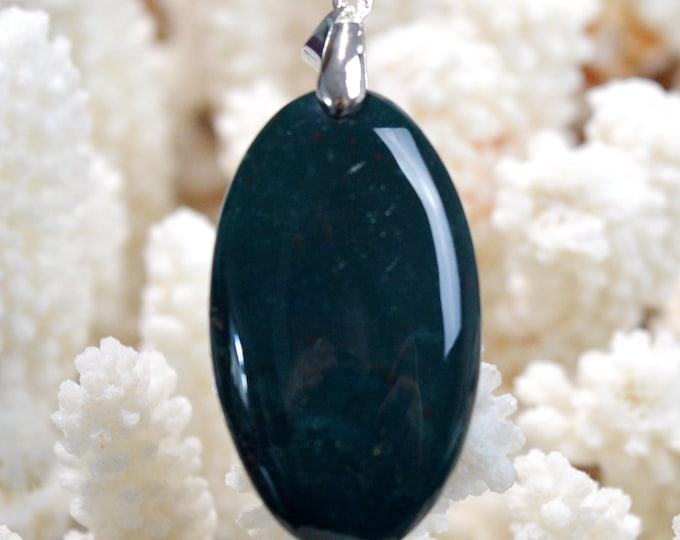 Jaspe heliotrope 53 carats - pendentif cabochon pierre naturelle - Brésil / GB23