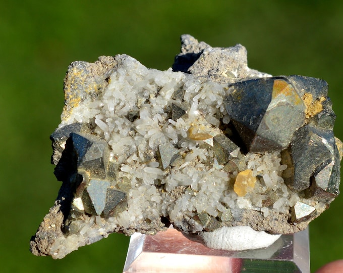 Pyrite & Siderite Quartz 38 grams - Tazna Mine, Tasna Rosario, Cerro Tazna, Cotagaita Municipality, Nor Chichas Province, Potosí, Bolivia