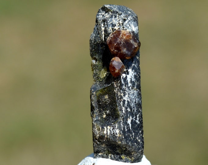 Andradite-Grossular Garnet & Epidote 7 grams - Trantimou, Diakon, Arrondissement of Diakon, Bafoulabé Cercle, Kayes Region, Mali