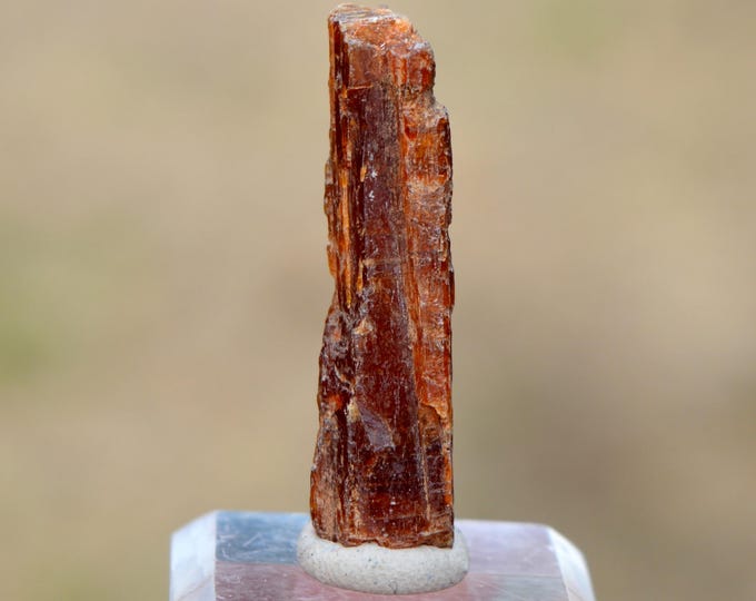Kyanite 6 grams - Nani Hill, Loliondo, Ngorongoro district, Arusha Region, Tanzania