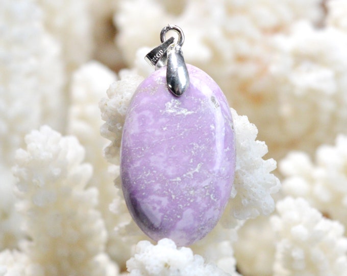 19 carat phosphosiderite - natural stone cabochon pendant - Chile / EW34