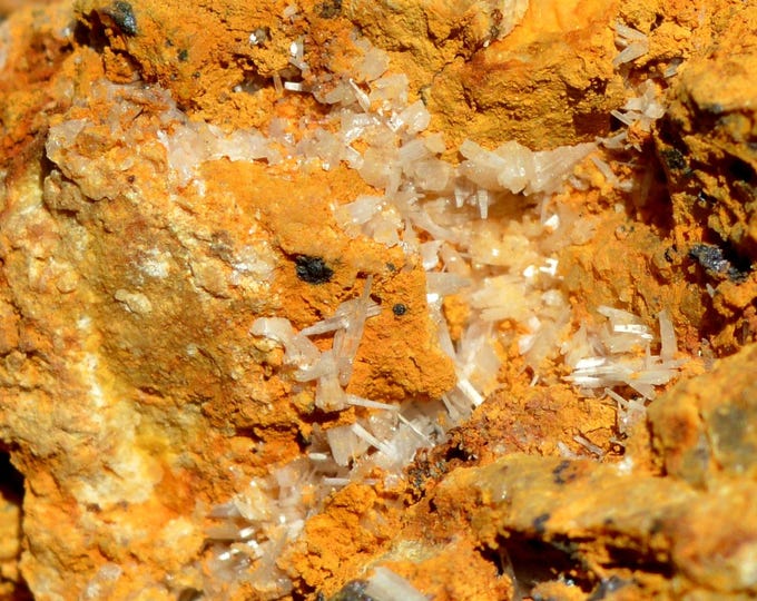 Cerussite 118 grams - Mayres, Largentière, Ardèche, Auvergne-Rhône-Alpes, France