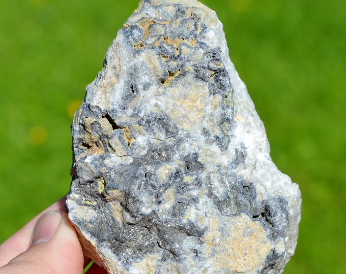 Stibnite 327 grams - Massiac, Saint-Flour, Cantal, Auvergne-Rhône-Alpes, France
