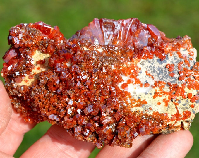 Vanadinite 206 grams - Mibladen, Aït Oufella Caïdat, Midelt Circle, Midelt Province, Drâa-Tafilalet Region, Morocco