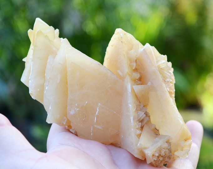 Calcite - 630 grams - Nandan County, Hechi, Guangxi, China