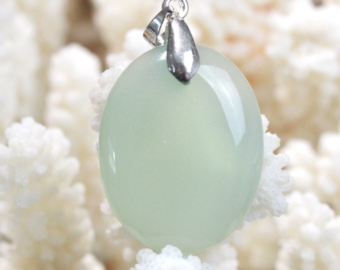 38 carat chalcedony - natural stone cabochon pendant - Türkiye // CR44