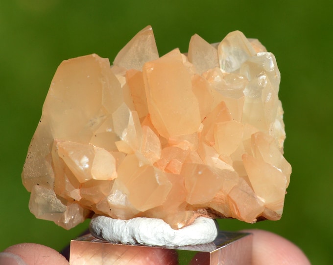 Calcite 22 grams - Limestone quarry, Limont-Fontaine, Maubeuge, Avesnes-sur-Helpe, Nord, Hauts-de-France, France
